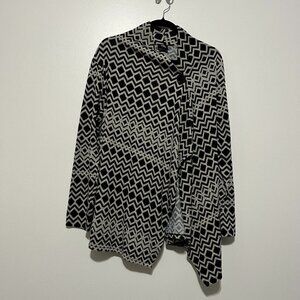 Bobeau Womens Wrap Cardigan 1X Black Gray Geometric Lagenlook Artsy Indie Nordic